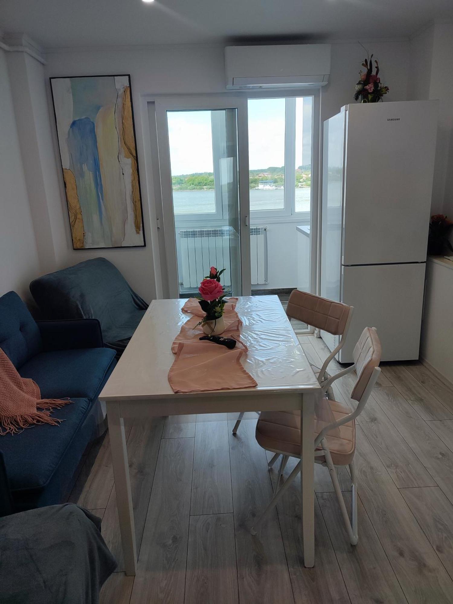 Apartament Pelicanul Тулча Экстерьер фото